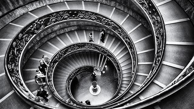escalier Image par Image par wendy CORNIQUET de Pixabay